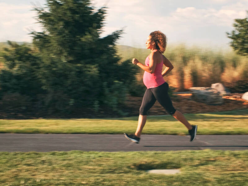 pregnant-marathoner